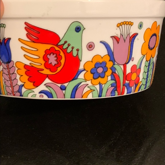 ROYAL CROWN PORCELAIN OVENWARE